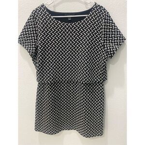 Atmosphere black and white geo patterned dress size 10